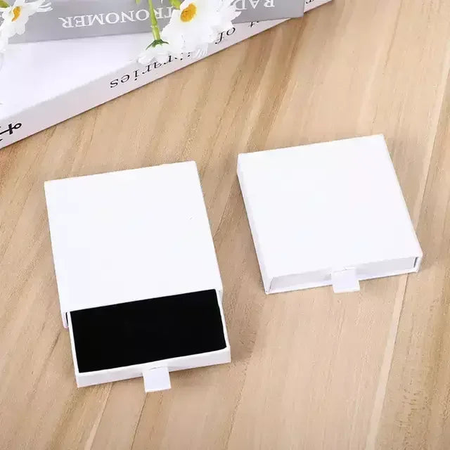 Einführungsangebot: Halskette Ewige Umarmung – Kaufe 1 und erhalte 2 – 1 Halskette gratis erhalten