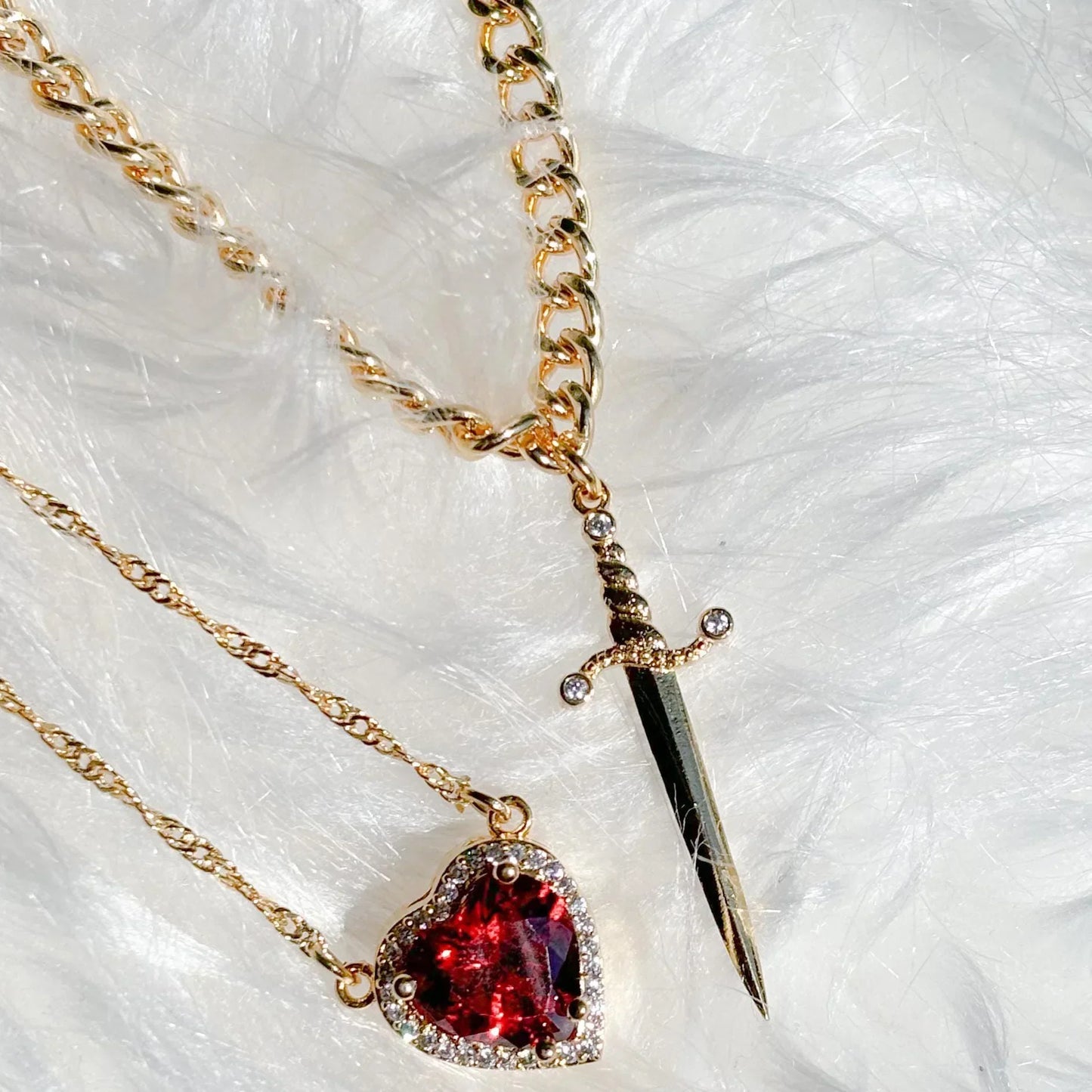 LATS 2-piece heart and sword zircon pendant necklace set, stackable, for women and men, couple necklace, silver-plated/gold-plated, choker chain jewelry